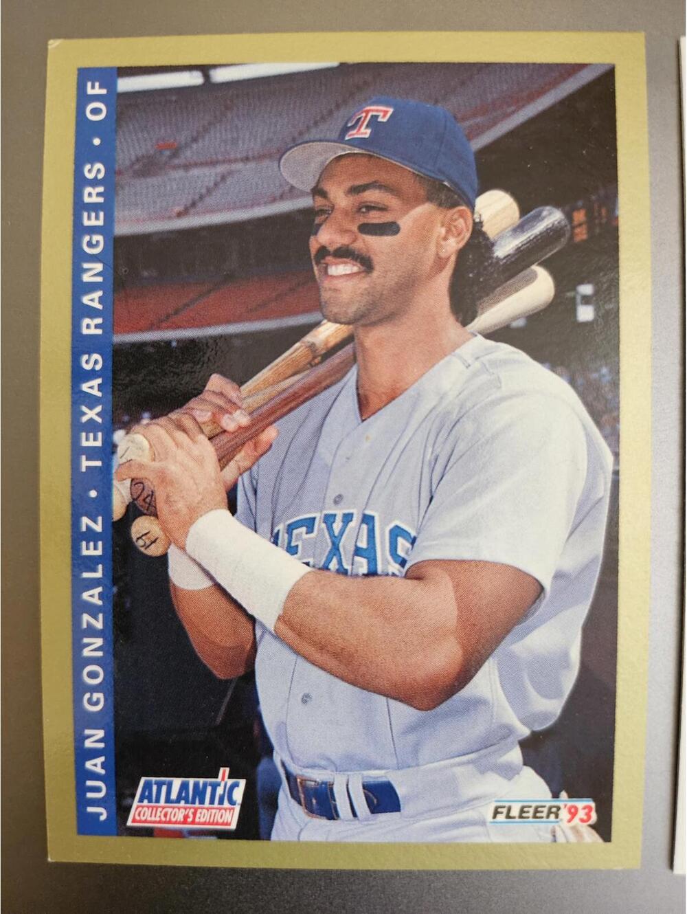 1993 Fleer Atlantic Edition Insert - Juan Gonzalez # 10 of 25 -Texas Rangers